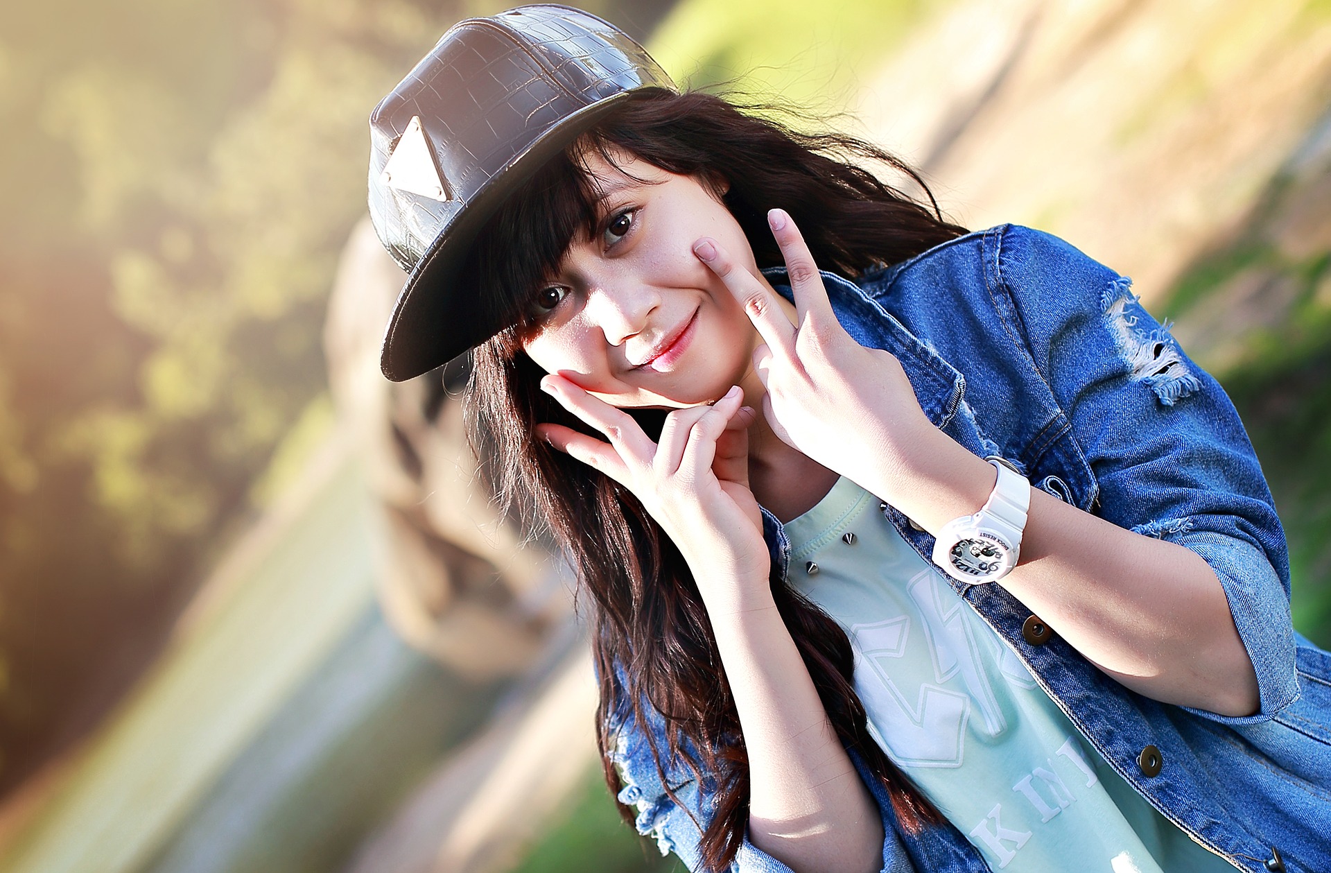 teen-1718115_1920